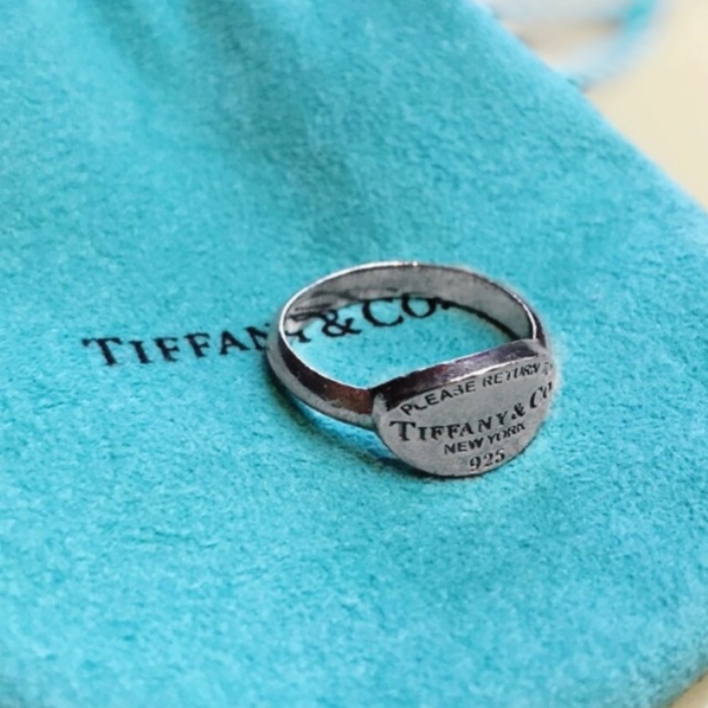Please return to Tiffany’s & Co.